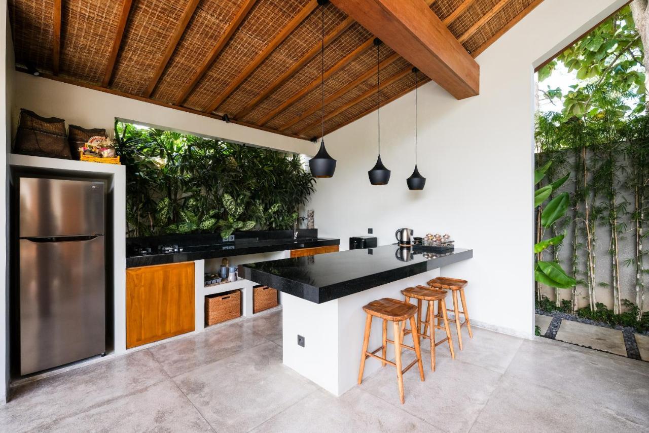Villa Kikaa Bingin ウルワツ エクステリア 写真