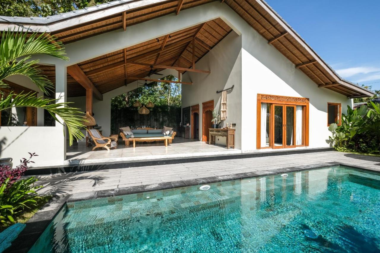 Villa Kikaa Bingin ウルワツ エクステリア 写真